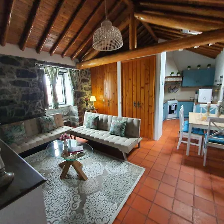 Casa Baleia á Vista * São Vicente Ferreira